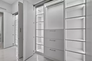 700 NE 24th St, Miami, FL 33137 - Photo 19