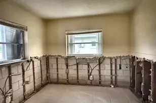 5718 NW 86th Terrace, Tamarac, FL 33321 - Photo 5