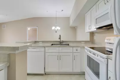 181 SW Palm Drive #207, Port Saint Lucie, FL 34986 - Photo 11