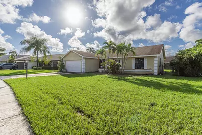 8800 Placid Terrace, Lake Worth, FL 33467 - Photo 23