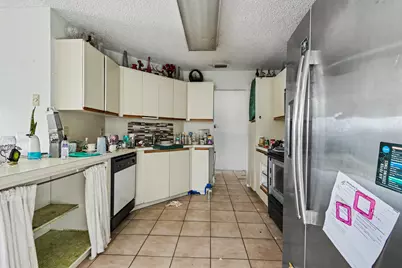 8800 Placid Terrace, Lake Worth, FL 33467 - Photo 11