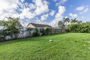 8800 Placid Terrace, Lake Worth, FL 33467 - Photo 3