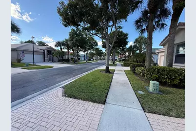 2310 Sapphire Circle, West Palm Beach, FL 33411 - Photo 3
