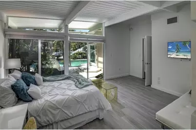 28 Pelican Drive, Fort Lauderdale, FL 33301 - Photo 9