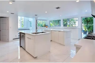 28 Pelican Drive, Fort Lauderdale, FL 33301 - Photo 29