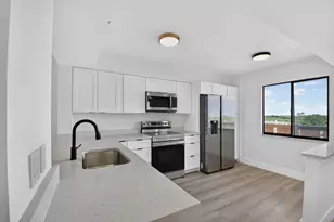 6866 Huntington Ln, Delray Beach, FL 33446 - Photo 3