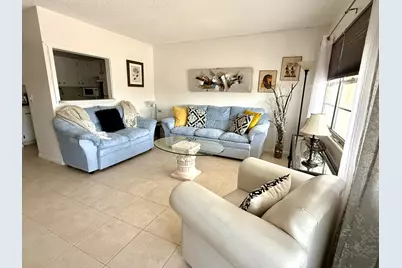 96 Tilford Place E, Deerfield Beach, FL 33442 - Photo 3