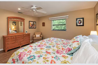 400 18th Street #F8, Vero Beach, FL 32960 - Photo 9