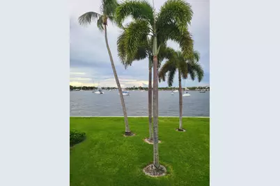 1071 Sugar Sands Boulevard #5, Singer Island, FL 33404 - Photo 3