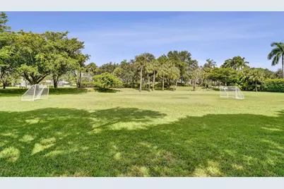 16748 NW 15th Street, Pembroke Pines, FL 33028 - Photo 41