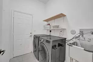 16748 NW 15th St, Pembroke Pines, FL 33028 - Photo 39