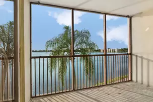 110 Lake Emerald Dr, Oakland Park, FL 33309 - Photo 23