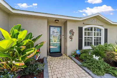 826 SW Hamberland Avenue, Port Saint Lucie, FL 34953 - Photo 9