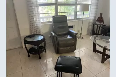 300 Windsor M #M, West Palm Beach, FL 33417 - Photo 3