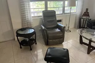 300 Windsor M, West Palm Beach, FL 33417 - Photo 3