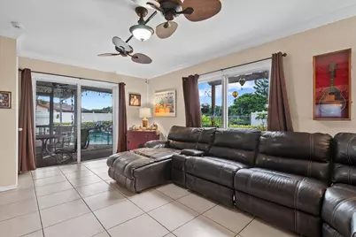 8059 Rose Marie Avenue E, Boynton Beach, FL 33472 - Photo 17