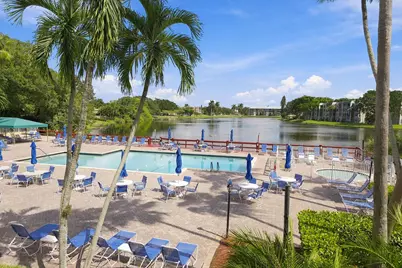 9420 Poinciana Place, Davie, FL 33324 - Photo 27