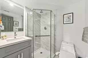 9420 Poinciana Pl, Davie, FL 33324 - Photo 23
