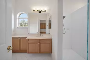 6395 Stonehurst Cir, Lake Worth, FL 33467 - Photo 17