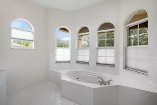 6395 Stonehurst Cir, Lake Worth, FL 33467 - Photo 15