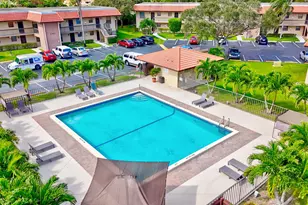 21909 Lake Forest Cir, Boca Raton, FL 33433 - Photo 15