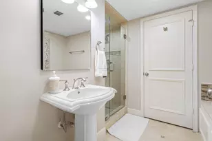 100 SE 5th Ave, Boca Raton, FL 33432 - Photo 19