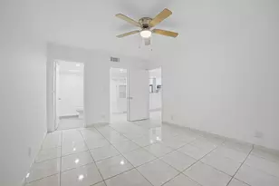 3121 NW 47th Ave, Lauderdale Lakes, FL 33319 - Photo 25