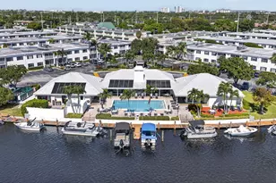 130 Cypress Club Dr, Pompano Beach, FL 33060 - Photo 23
