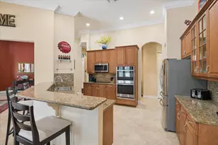 10888 NW 67th Pl, Parkland, FL 33076 - Photo 9