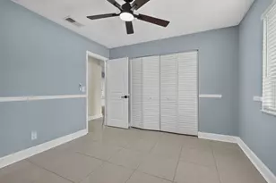 10145 Penzance Ln, Royal Palm Beach, FL 33411 - Photo 9