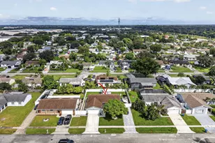 10145 Penzance Ln, Royal Palm Beach, FL 33411 - Photo 51