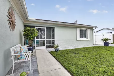 10145 Penzance Lane, Royal Palm Beach, FL 33411 - Photo 5