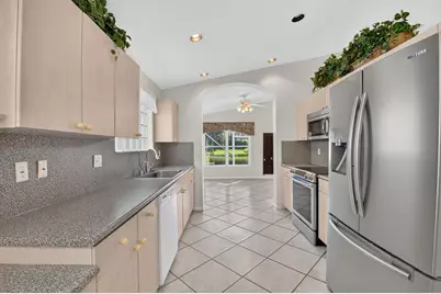 12640 Coral Lakes Drive, Boynton Beach, FL 33437 - Photo 17