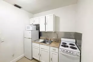 6911 NW 82nd Ct, Tamarac, FL 33321 - Photo 3