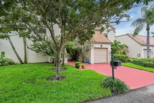 6130 Via Tierra Dr, Boca Raton, FL 33433 - Photo 3