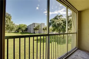 8735 Ramblewood Dr, Coral Springs, FL 33071 - Photo 3