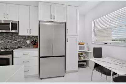 23099 Barwood Lane N #308, Boca Raton, FL 33428 - Photo 9