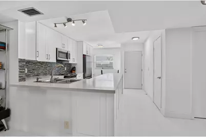23099 Barwood Lane N #308, Boca Raton, FL 33428 - Photo 11