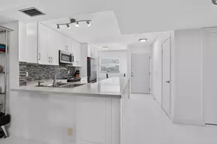 23099 Barwood Ln N, Boca Raton, FL 33428 - Photo 11