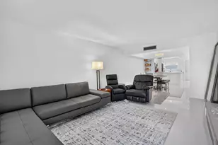 23099 Barwood Ln N, Boca Raton, FL 33428 - Photo 17