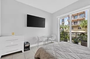 2631 NE 14th Ave, Wilton Manors, FL 33334 - Photo 11