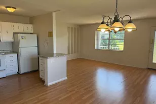 240 Burgundy E, Delray Beach, FL 33484 - Photo 3