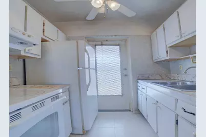 1118 Lake Terrace #215, Boynton Beach, FL 33426 - Photo 9