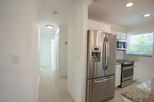 1420 9th St, Lake Park, FL 33403 - Photo 9