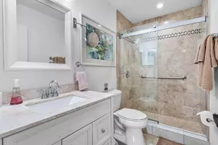 526 Club Dr, Palm Beach Gardens, FL 33418 - Photo 11