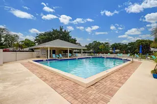 526 Club Dr, Palm Beach Gardens, FL 33418 - Photo 57