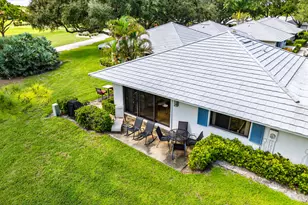 526 Club Dr, Palm Beach Gardens, FL 33418 - Photo 35