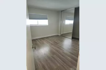 301 Lake Shore Drive #Apt 409, West Palm Beach, FL 33403 - Photo 15