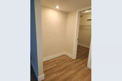 301 Lake Shore Drive #Apt 409, West Palm Beach, FL 33403 - Photo 9