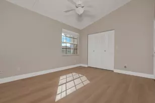 204 SW 120th Ave, Pembroke Pines, FL 33025 - Photo 21